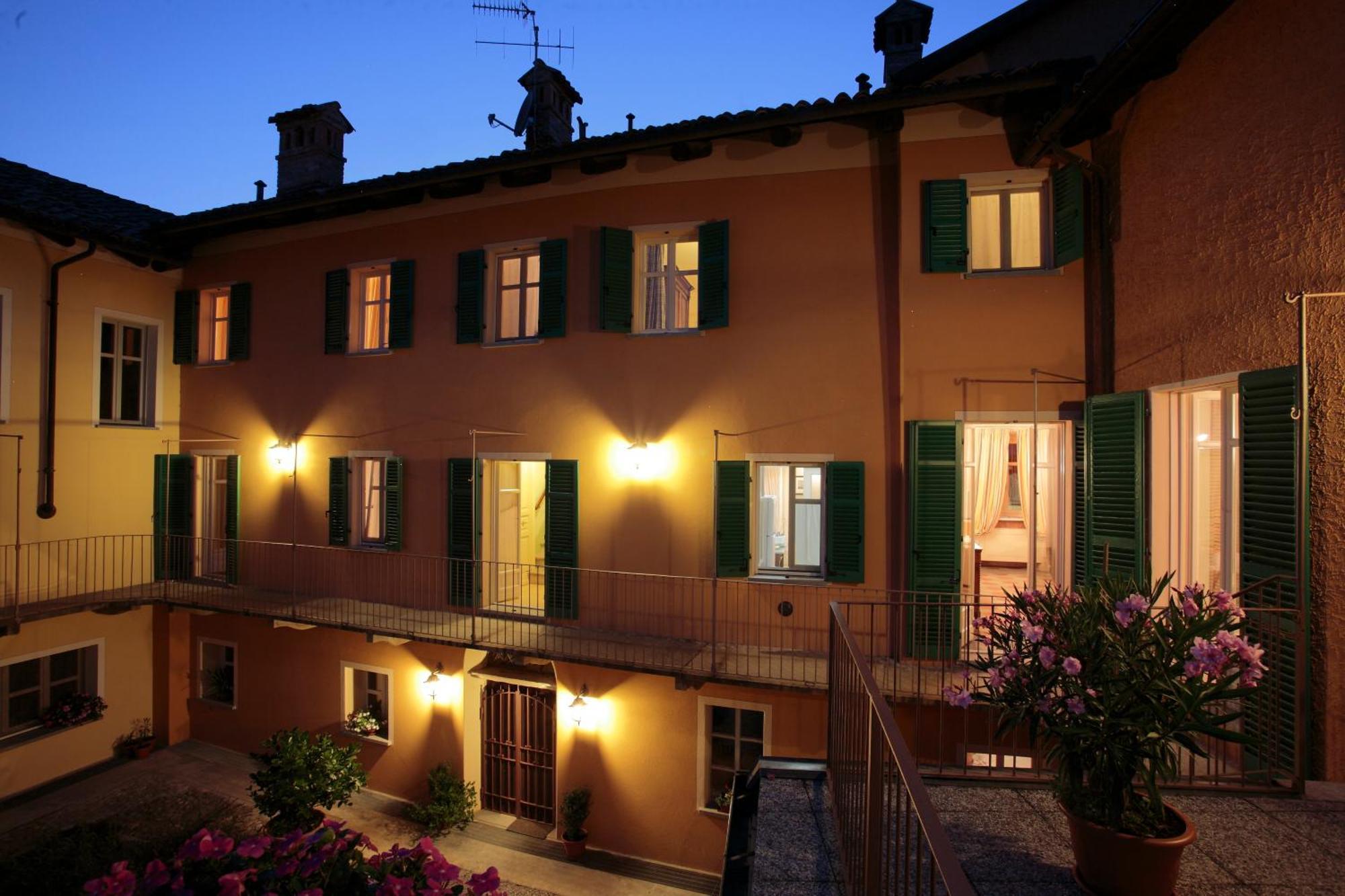 B&B Fior Di Farine La Morra Exterior foto