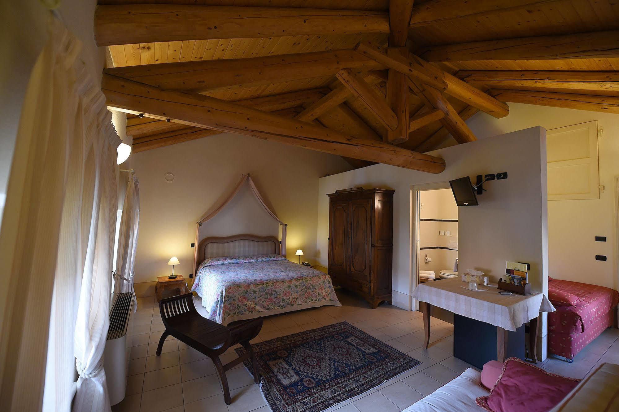 B&B Fior Di Farine La Morra Exterior foto